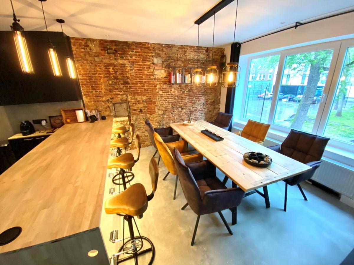 The Square - Vacation Rental With Outdoor Sauna - Centre Of Anvers Dış mekan fotoğraf